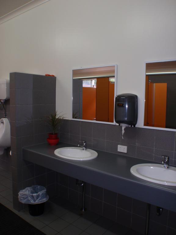 Margaret River Backpackers Yha Albergue Exterior foto