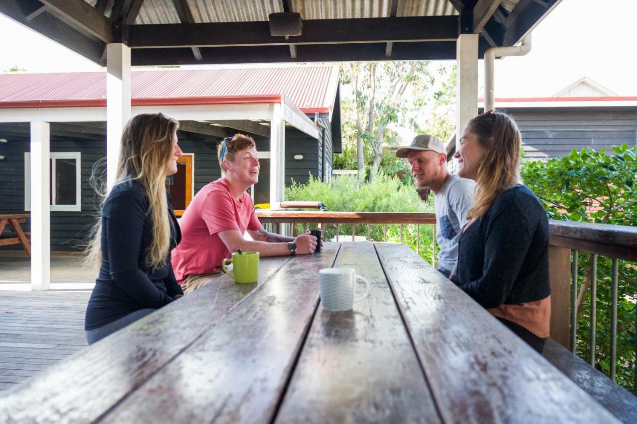 Margaret River Backpackers Yha Albergue Exterior foto